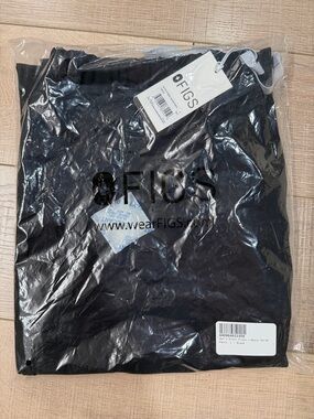 Men’s Figs Pisco Black Scrubs with Drawstring